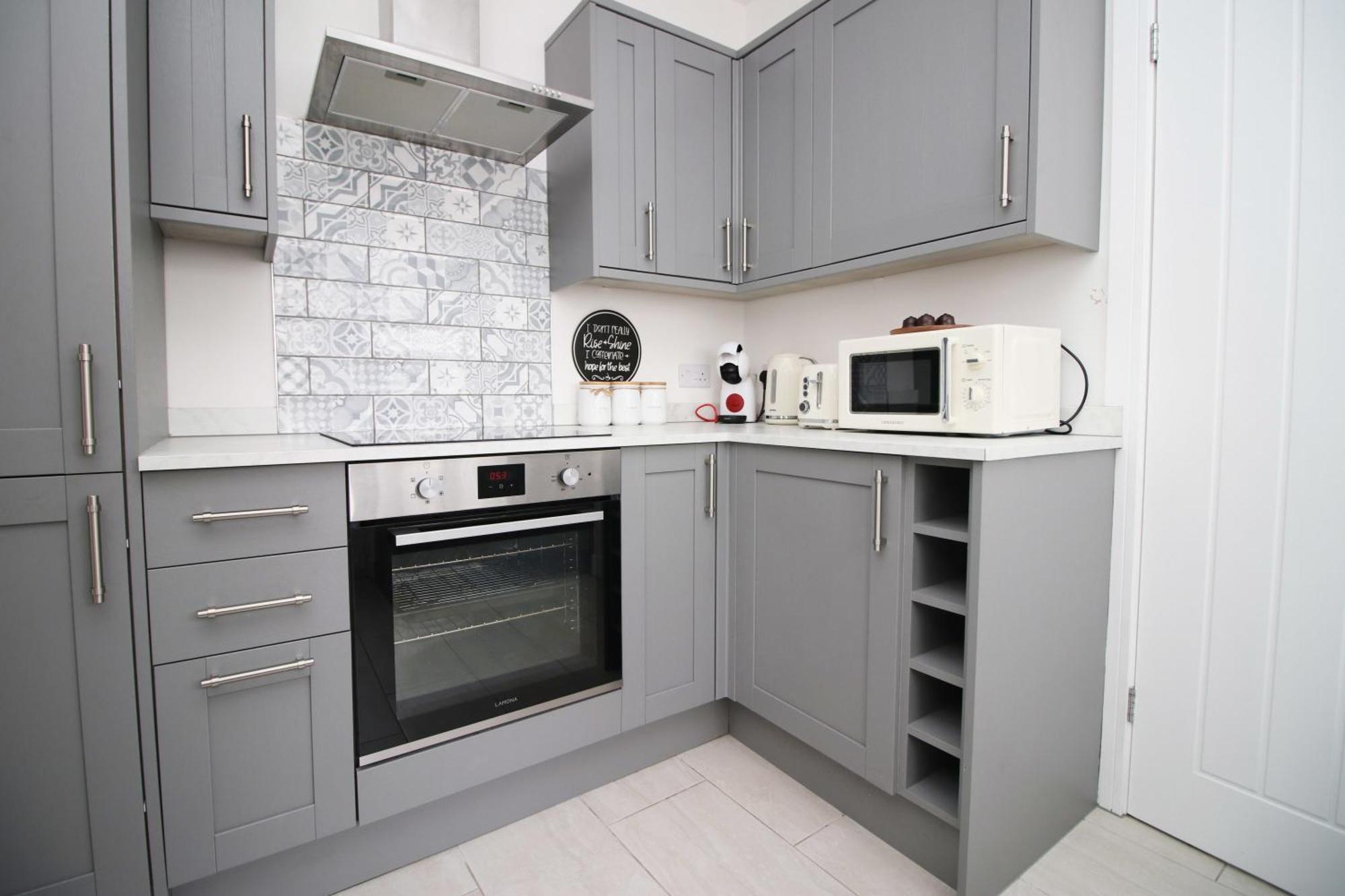 Prospect Cottage Fabulous Home In Stunning Rhondda Valley By Staystaycations Treorky Buitenkant foto